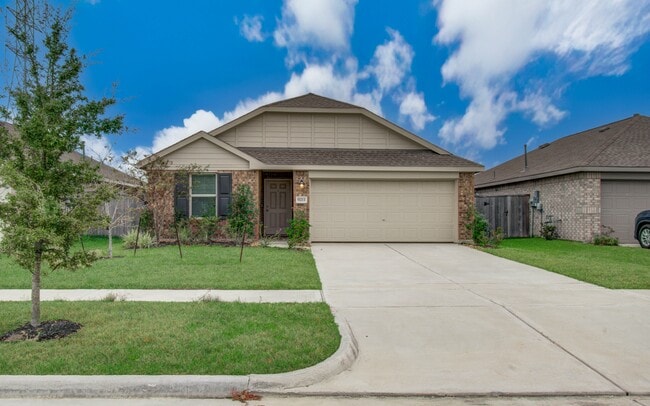 Building Photo - 9211 Redwood Br Dr