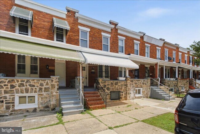 Building Photo - 1231 N Potomac St