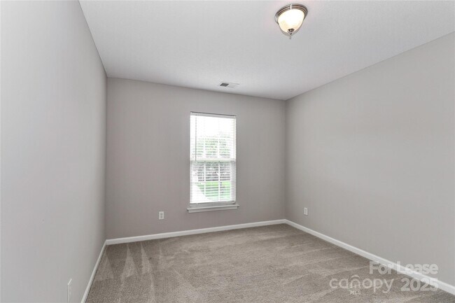 Building Photo - 109 Pleasant Grove Ln