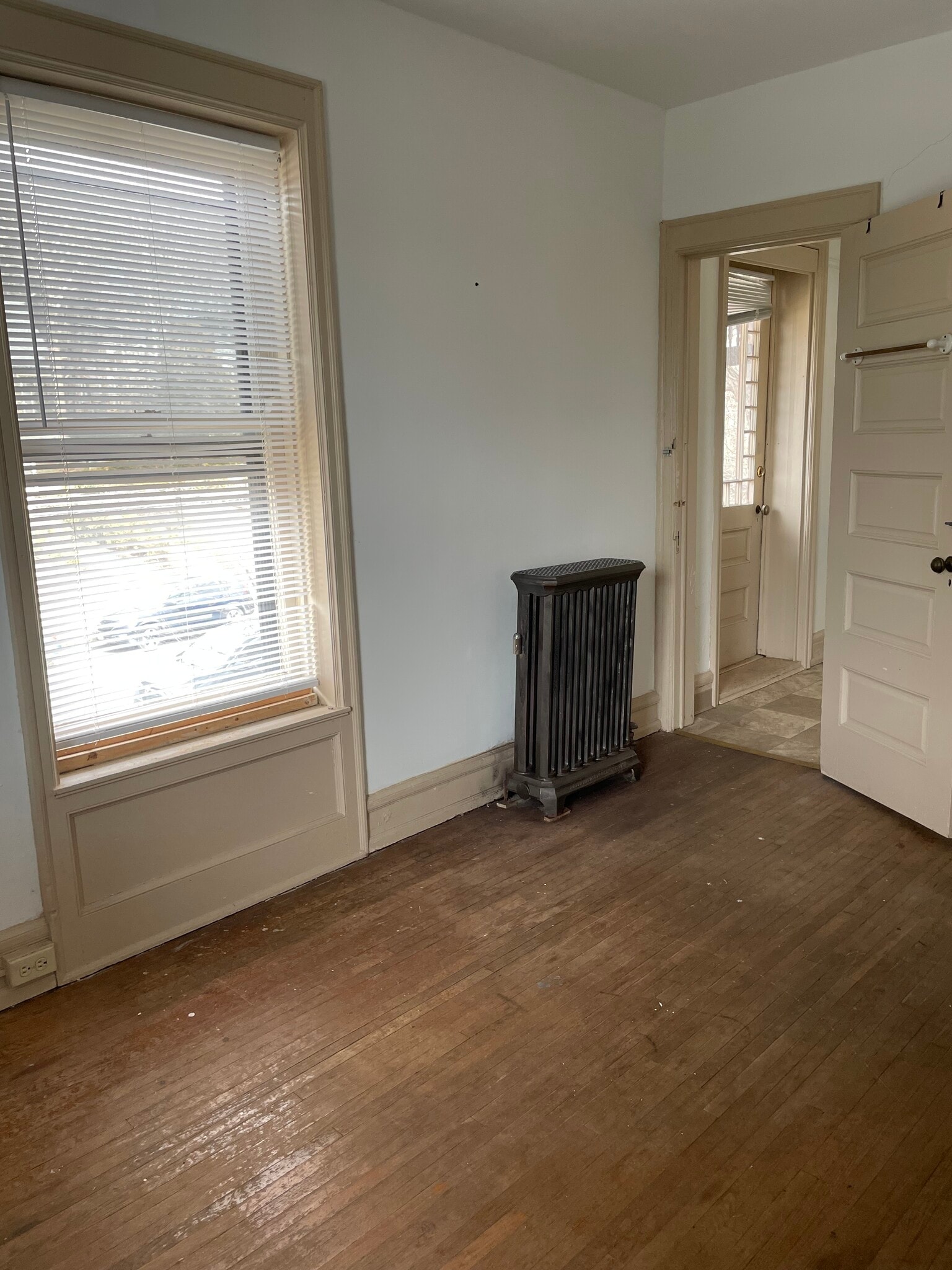 Building Photo - 505 E Seneca St