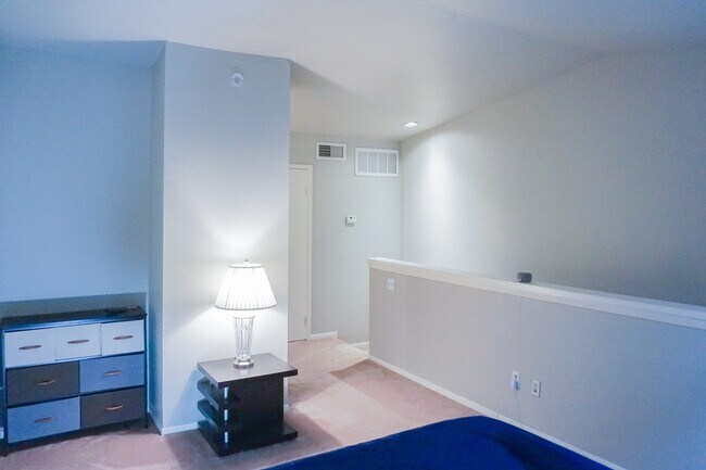 Building Photo - 2110 Wilcrest Dr