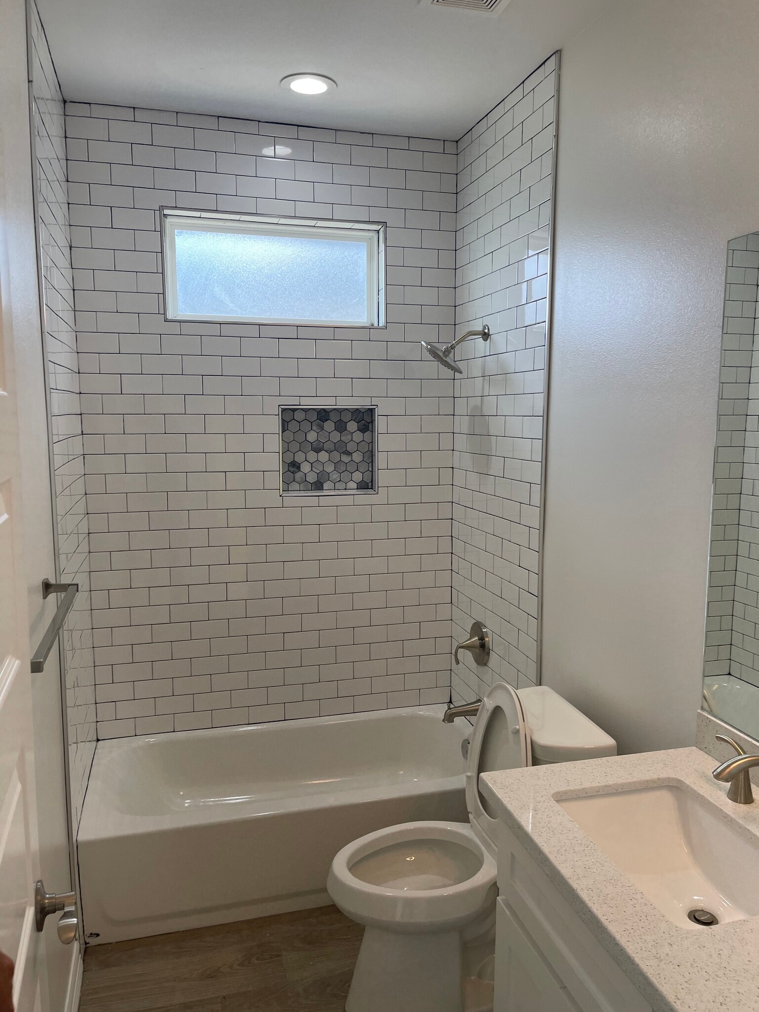 Building Photo - 113 Torrey Pines Rd