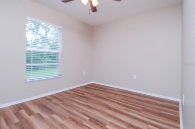 Building Photo - 4739 Whiteway Dr