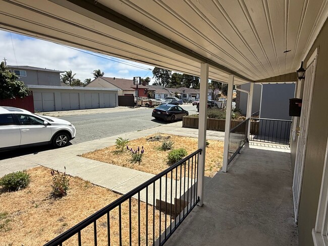 Building Photo - Richmond 2-Bedroom Single Family Home w/ 1...