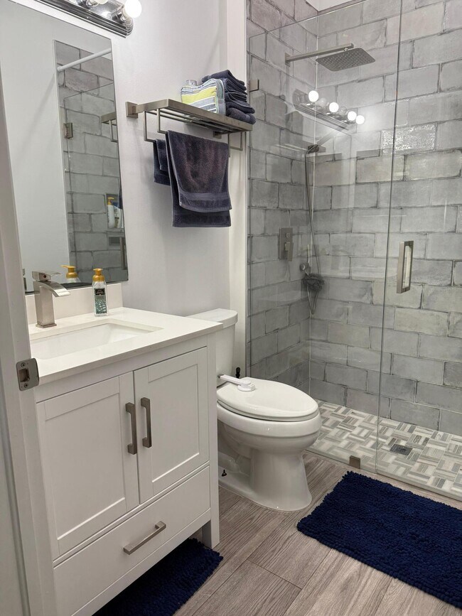 Building Photo - 2591 Country Golf Dr