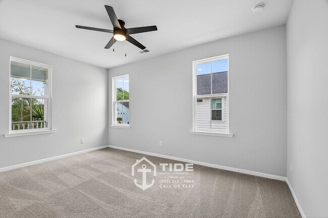 Building Photo - Private Retreat with Modern Upgrades