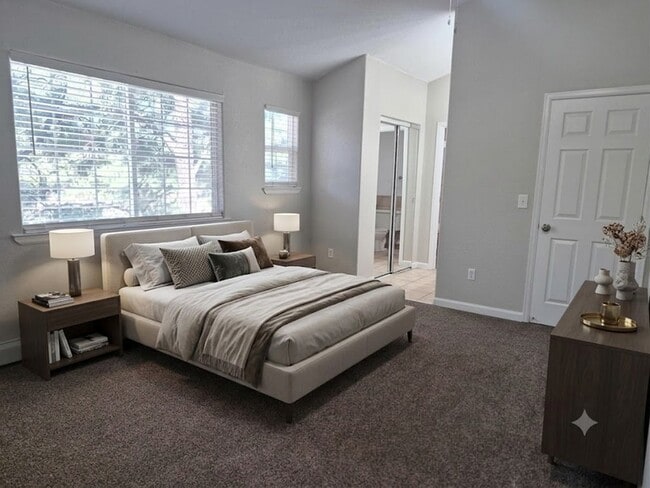 staged bed 1 tabel mountain townhomes - Table Mountain Townhomes