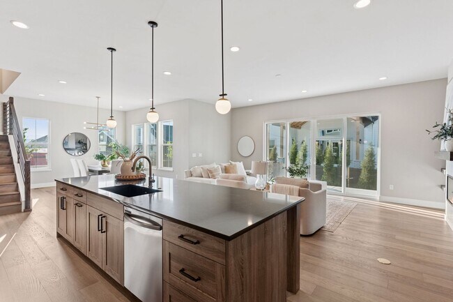 Building Photo - New Charming Berthoud Home with Modern Comfort | $1000 Deposit with Approved Credit and TWO WEEKS...