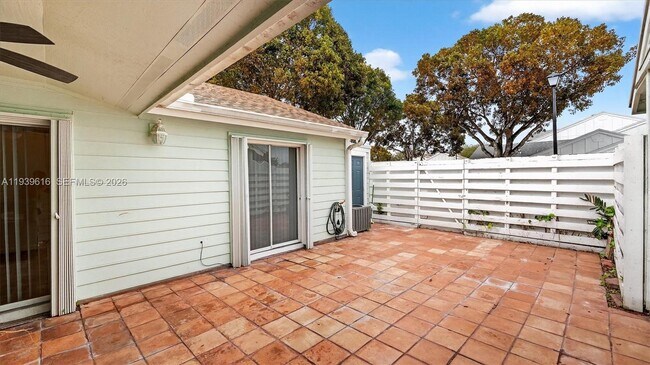 Building Photo - 13773 SW 147th Cir Ln