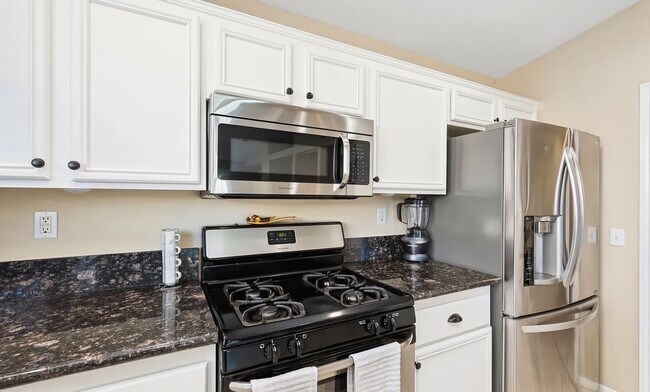 Building Photo - 79309 Paseo Del Rey