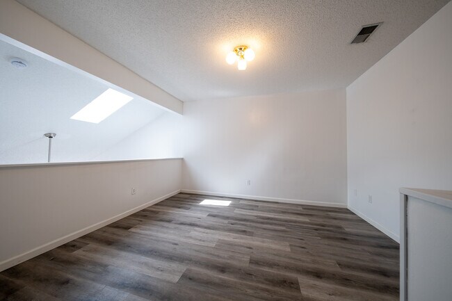 Building Photo - 13141 Gable Ln