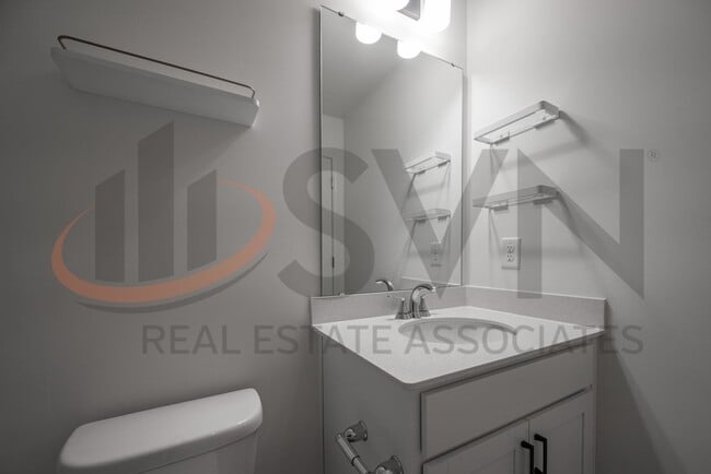 Building Photo - Brand New Construction! 3BD, 2.5BA Mebane Townhome Walking Distance from Tanger Outlets