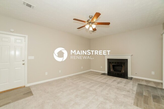 Building Photo - 3 Bedroom Pet-Friendly Home in Atlanta, GA with Main Street Renewal