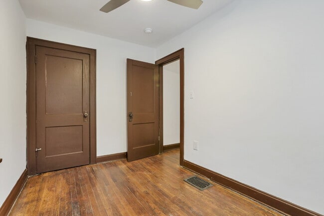 Building Photo - 1349 N 6th St