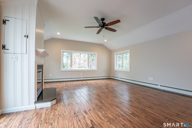 Building Photo - 30 Hillsboro Dr