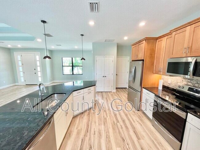 Building Photo - 8374 Agate St