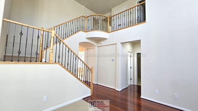 Building Photo - 4446 Menaggio Way