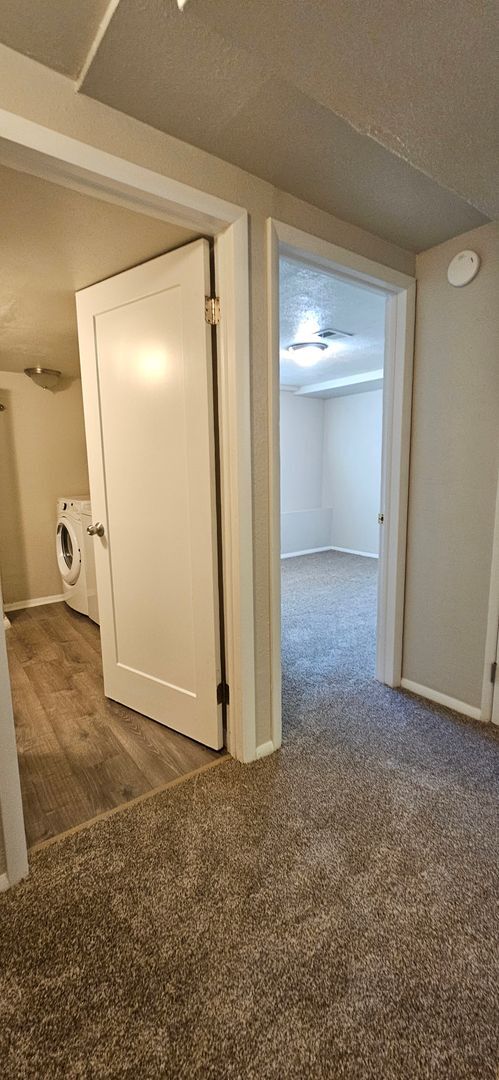 Building Photo - AVAILABLE NOW! Arvada 3 Bed 2 Bath Duplex New Paint New Flooring!