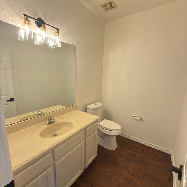 Building Photo - 4761 Avocet Dr