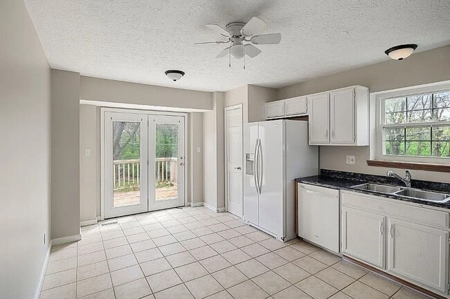 Building Photo - 8132 Bold Forbes Ct