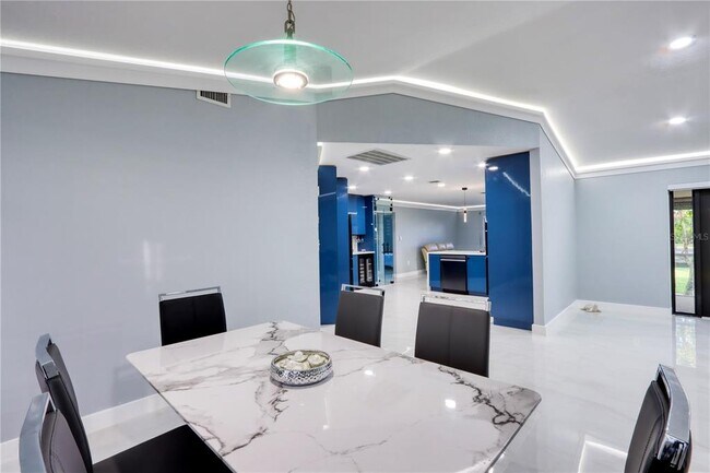 Building Photo - 2500 Rio Lisbo Ct