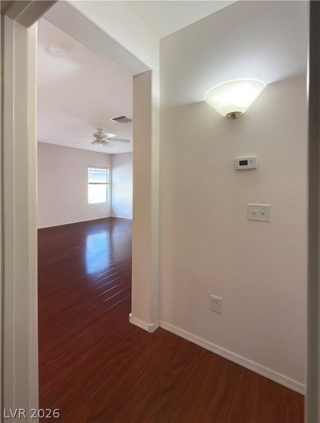 Building Photo - 2823 Sapphire Desert Dr