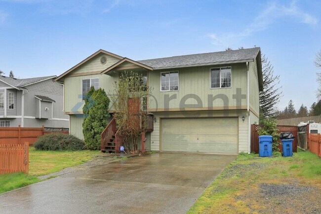 Building Photo - 1715 Gohr Rd