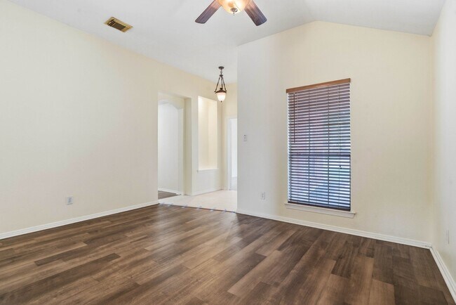 Building Photo - 21107 Stoney Haven Dr