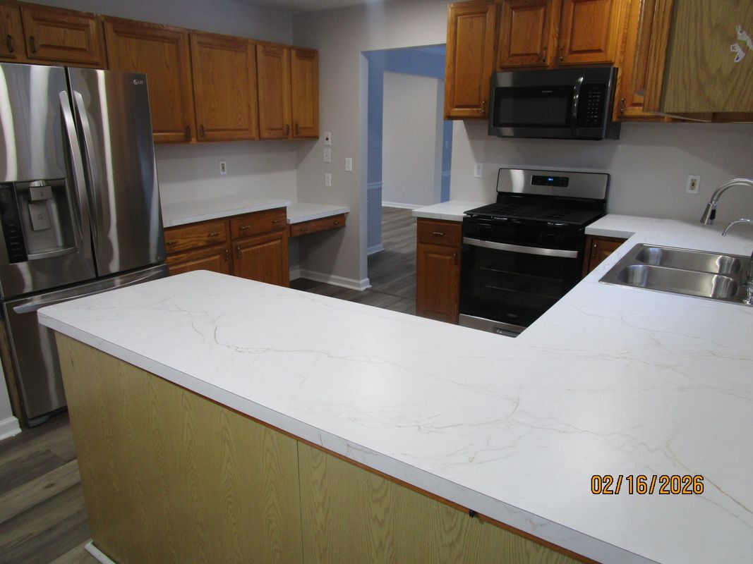 Building Photo - 465 Pfister Rd