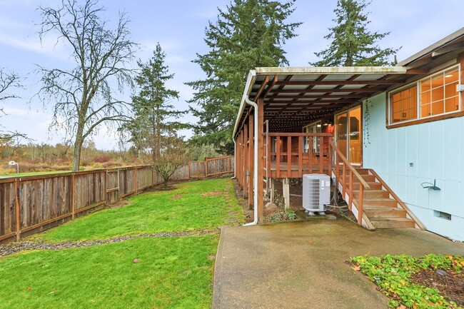 Building Photo - Greenway Park Neighborhood