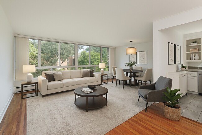 Building Photo - 2730 Central St