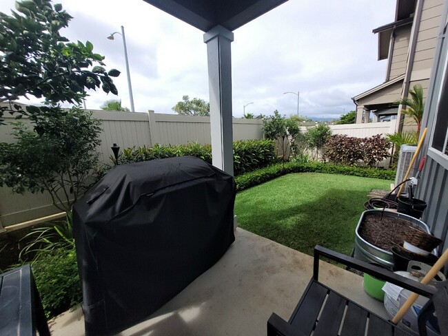 Building Photo - 91-1841-1841 Keaunui Dr