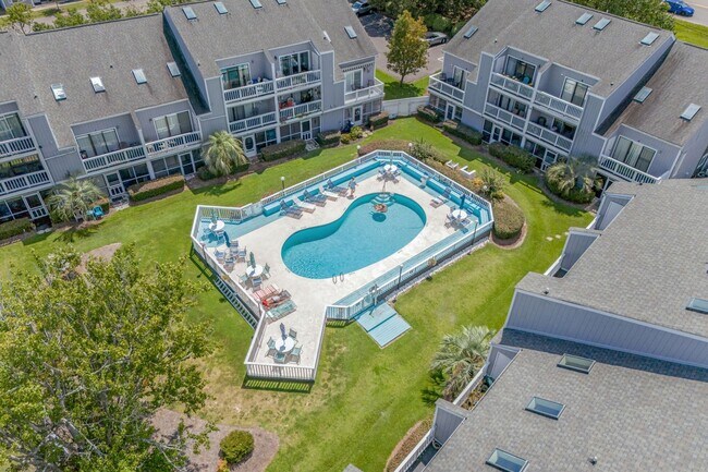 Building Photo - 3700 Golf Colony Ln