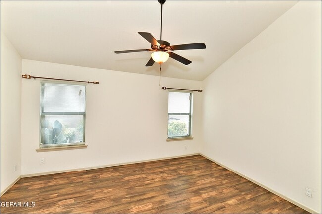 Building Photo - 5005 Moon Ranch Ln