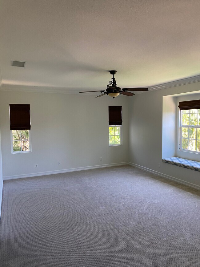 Building Photo - 6848 Estrella de Mar Rd