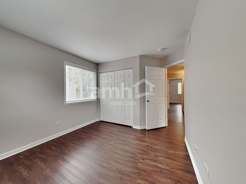 Building Photo - 8601 Sycamore Ct