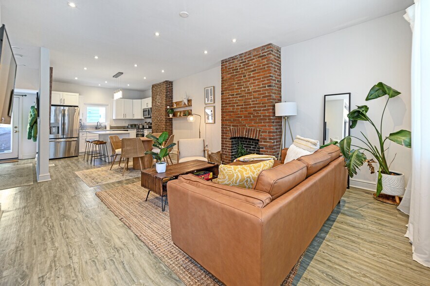 Building Photo - 3451 Denny St