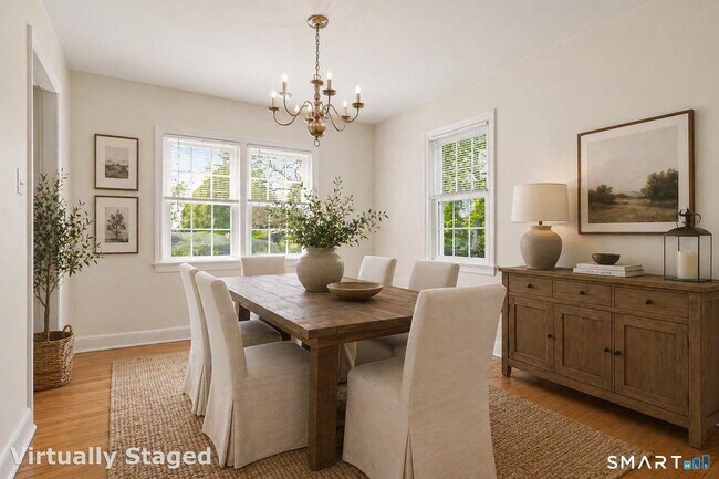 Building Photo - 32 Crescent Dr