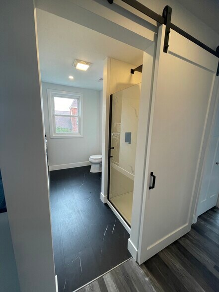Apt 2 Two bedroom - 664 New Castle Road