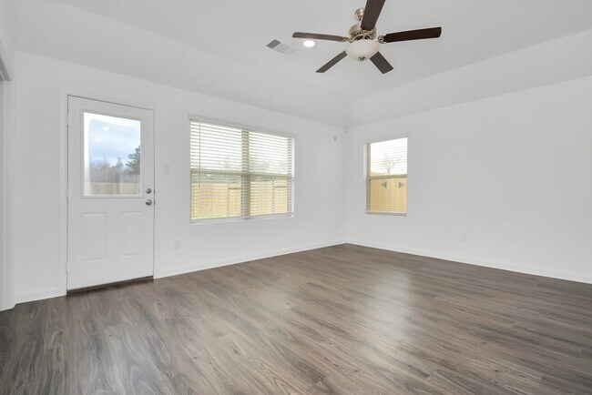 Building Photo - 11839 Knockdrin Dr