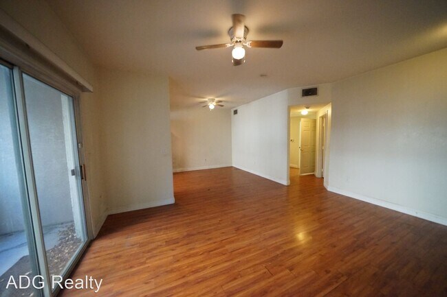 Building Photo - 2 br, 2 bath House - 9330 W Maule Ave #123...
