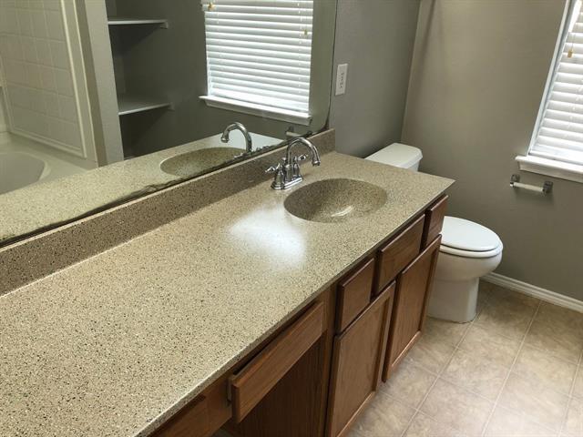 Building Photo - 308 Chinaberry Trail