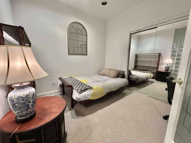 Building Photo - 2403 Shreve Hill Rd