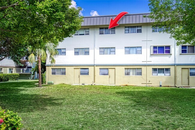 Building Photo - 300 Layne Blvd