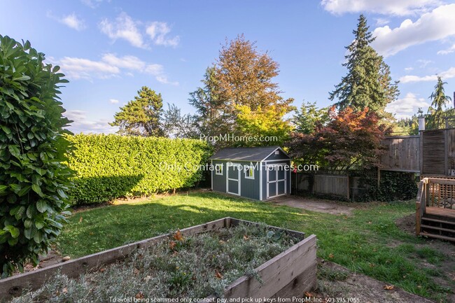Building Photo - Spacious Large Sanctuary in SE Portland’s ...