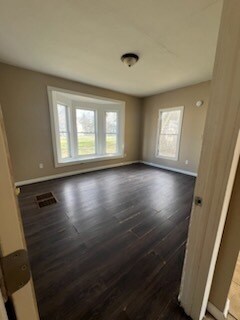 Building Photo - 109 Putnam St