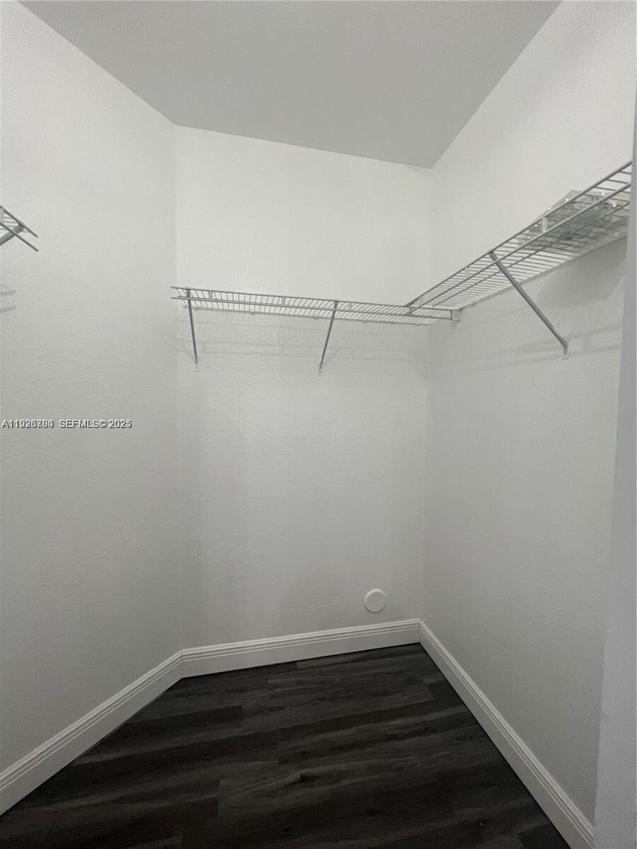 Building Photo - 12406 SW 126th Ave