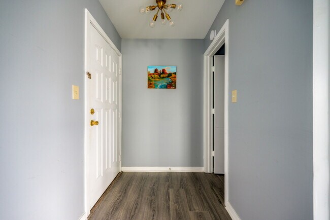 Building Photo - 205 Dockside Dr