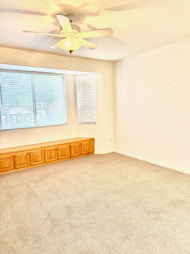 Building Photo - 55+ Community Sun City Roseville