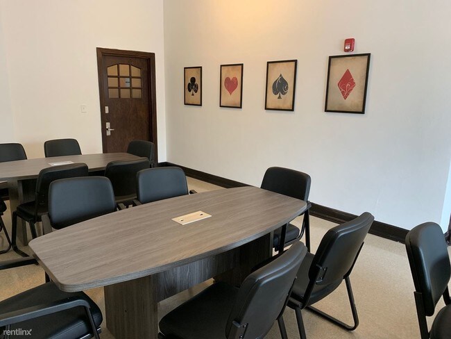 Building Photo - 751 2nd Ave S